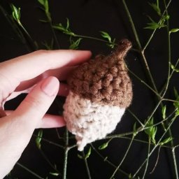 Жёлудь крючком