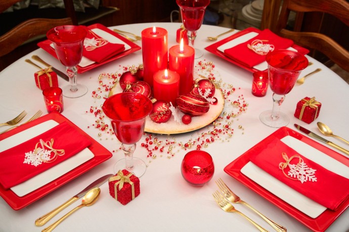 Интересные идеи праздничной сервировки стола к старому новому году