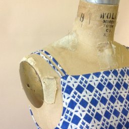 ​Интересный способ создания тонких бретелей