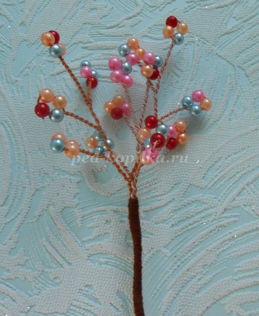Яблоня из бусин Яблоня из бусин
