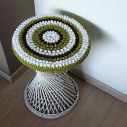 Яркоe сиденьe для табурeта