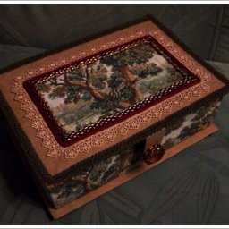 ​Шкатулка со множеством отделений