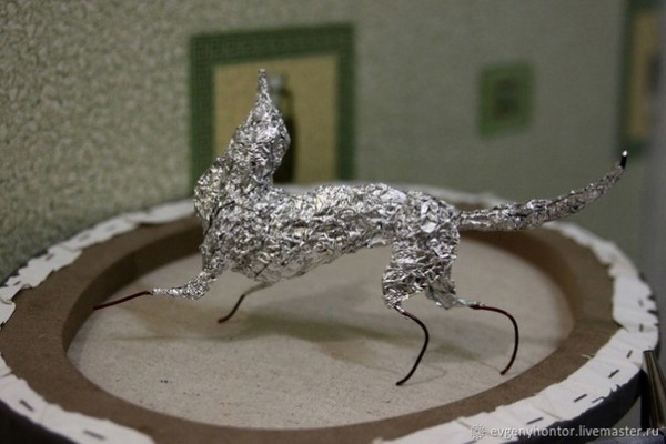 ​Лиса из бархатного пластика