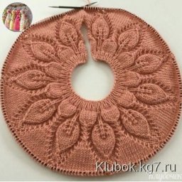 ​Очень красивая кокетка на спицах