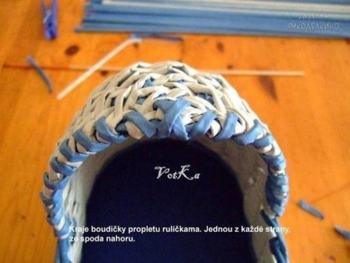 ​Плетение из бумажных трубочек: коляска