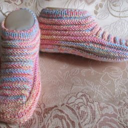 ​Тапочки спицами