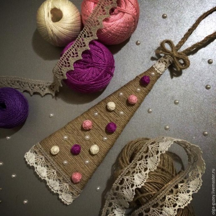 Ёлочка на ёлочку Ёлочка на ёлочку