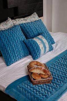 Декоративные буфы на подушках: идеи и схемы