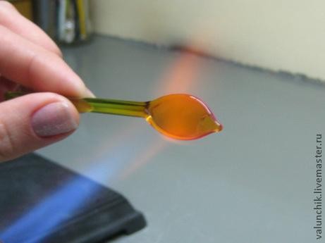 Брошь "Ландыши"