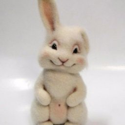 ​Валяный из шерсти зайка