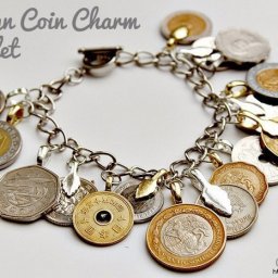 Браслет из монет