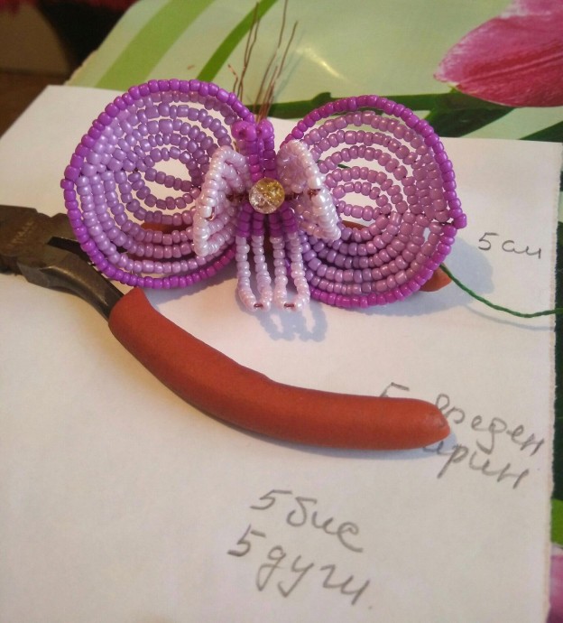 Чудесные орхидеи из бисера