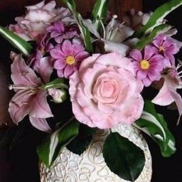 ​Интерьерная ваза, создаваемая на основе воздушного шарика