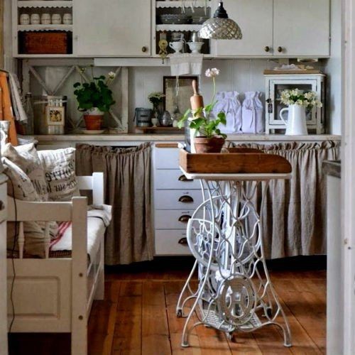 Что можно сделать из старой швейной машинки