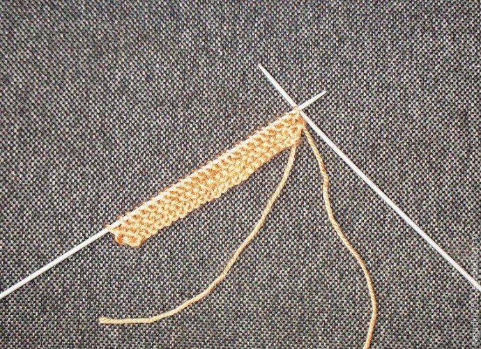 Вяжем интересный узор с вытянутыми петлями