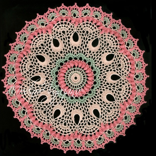 ​Изумительной красоты салфетки крючком