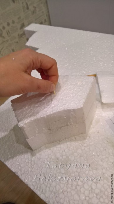 Полые фигуры из папье-маше