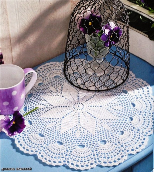 ​Шикарная вязаная салфетка
