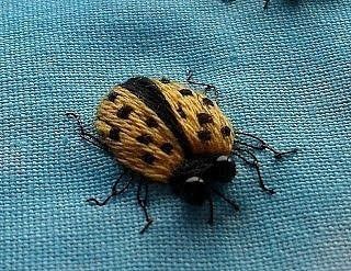 Объёмная вышивка "Божьи коровки"