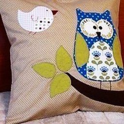 ​Поднимающая настроение подушка с птичками