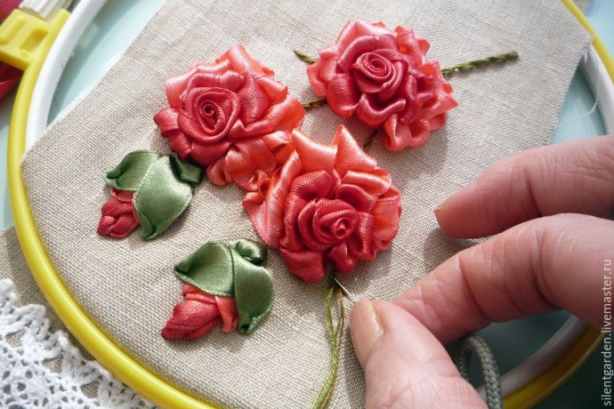 Создаем текстильный очечник с вышивкой