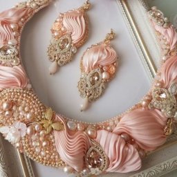 Колье ручной работы