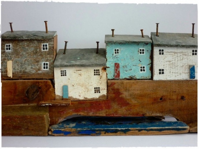 Домики из деревянных щепок