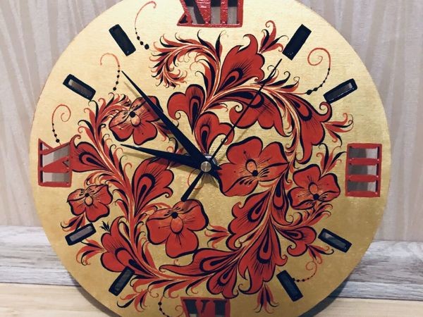 Часы под хохлому