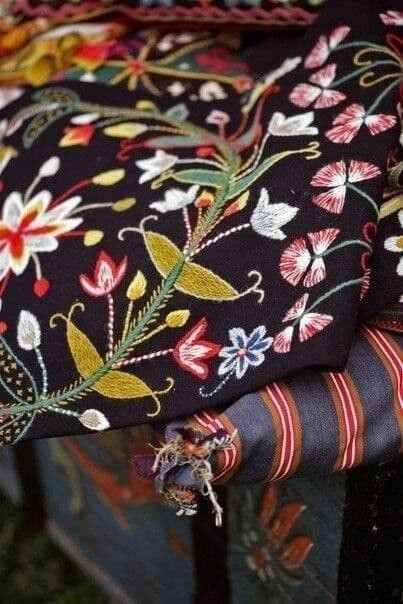 Скандинавская вышивка