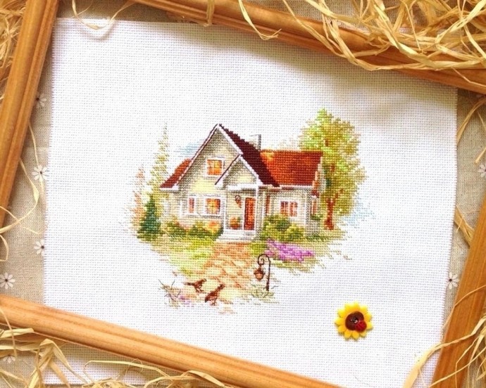 Июльский домик