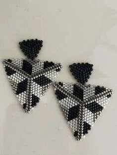 Серьги из бисера Серьги из бисера