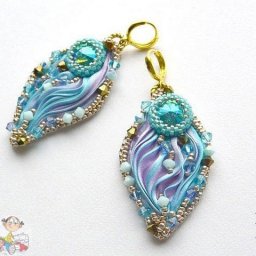 Создаем серьги в технике шибори с шелковой лентой