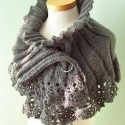 Накидка спицами и крючком