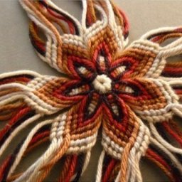 Цветок в технике макраме