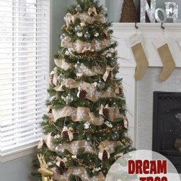 Ёлочная игрушка из шишки