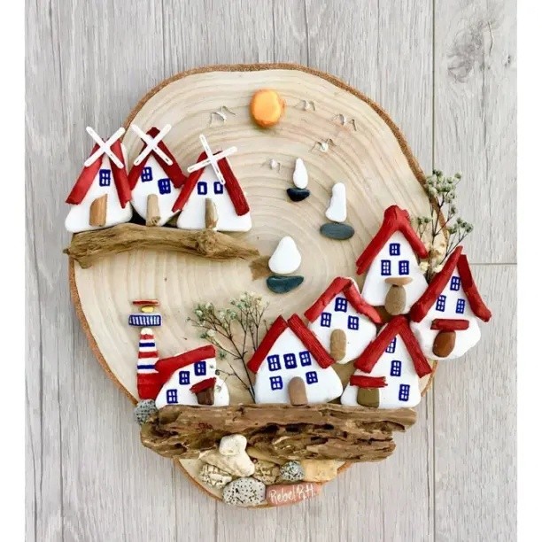 ​Домики из коряг