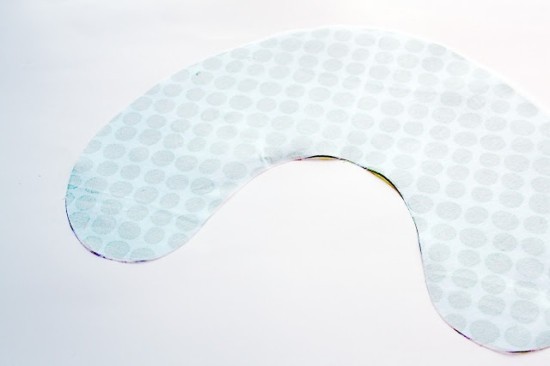 Дорожная подушка в стиле пэчворк