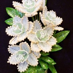 Чудесный в своей красоте букет из бисера