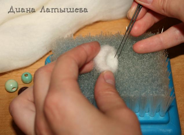 Восхитительные ландыши: шерстяная акварель Восхитительные ландыши: шерстяная акварель