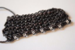 Чудо-способ: как вязать с бисером на толстых спицах