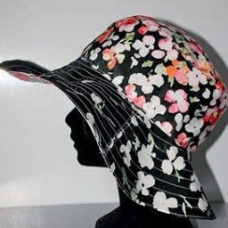 Шляпа с полями