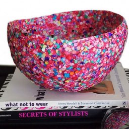 Ваза из конфетти своими руками