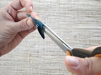 Веночек из журнальных страниц