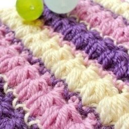 Плотная нежность крючком