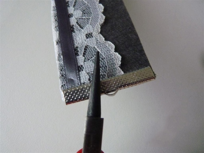 Винтажные закладки для книжек из войлока или фетра с кружевом