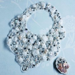 ​Необычное новогоднее колье своими руками