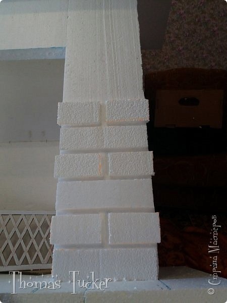 ​Камин своими руками на Новый год из пенопласта