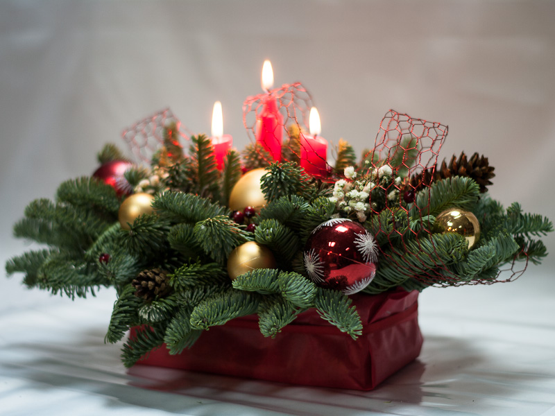 Новогодние композиции со свечами
