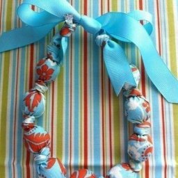 Тканевые бусы