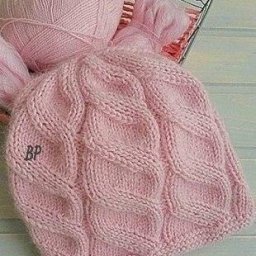 ​Узор "Диагональные косы" для шапки спицами